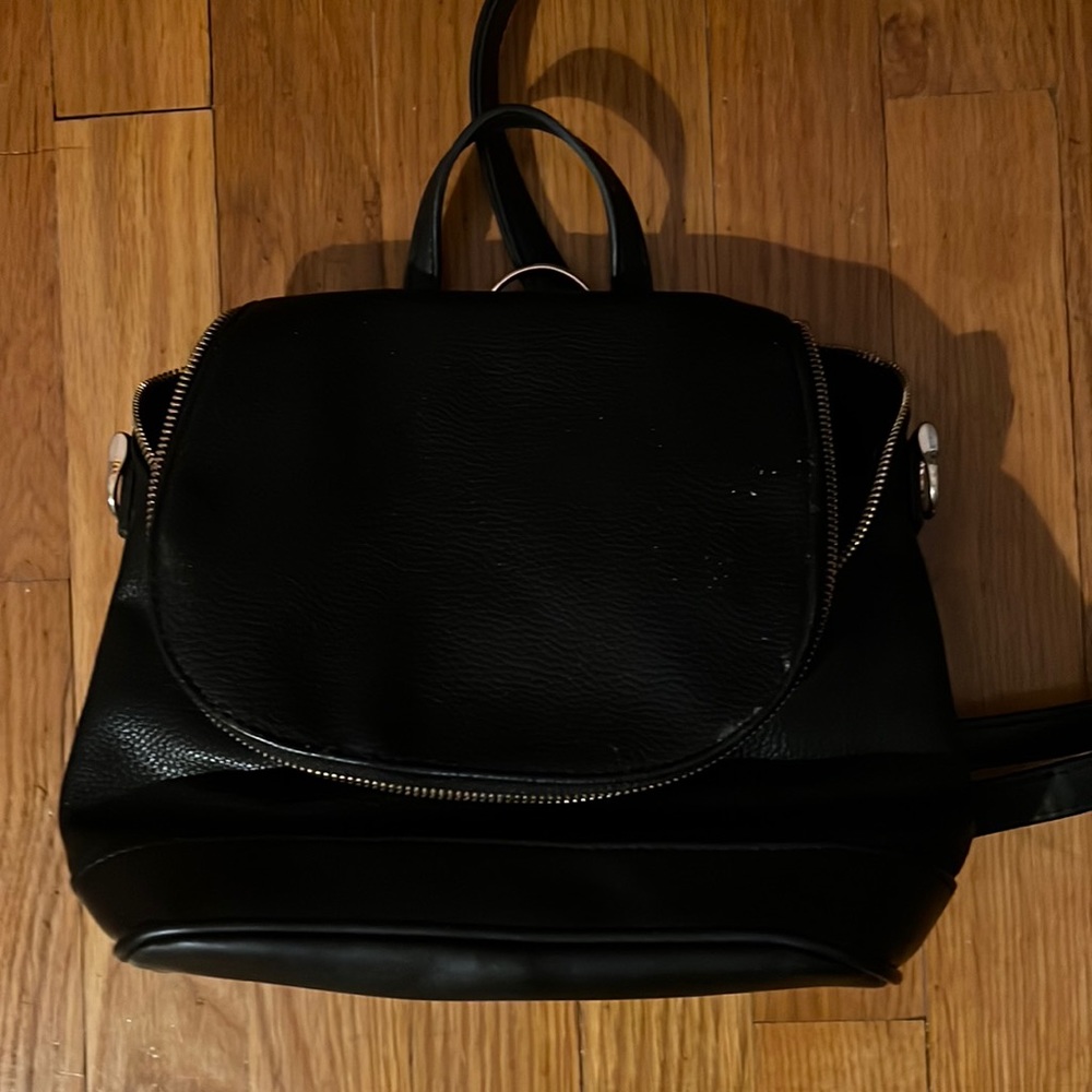 mini black purse/backpack